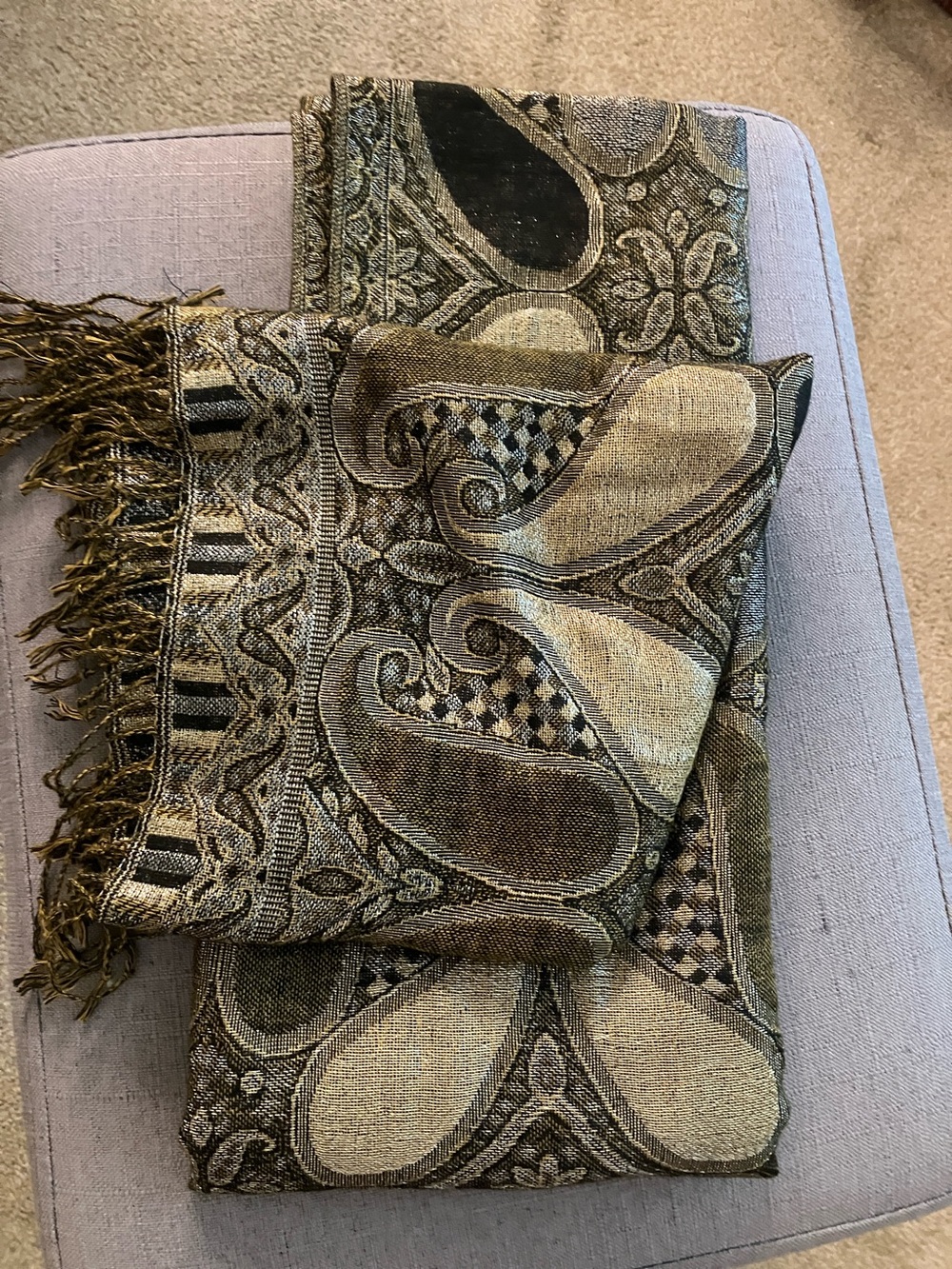 Paisley Fringe Pashmina Wrap in Olive and Gold 28X72